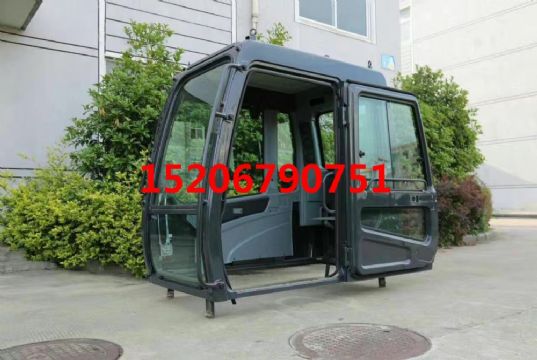 點擊查看詳細信息<br>標題：現(xiàn)代R215-7/R-7型駕駛室總成 含內(nèi)飾  閱讀次數(shù)：2037